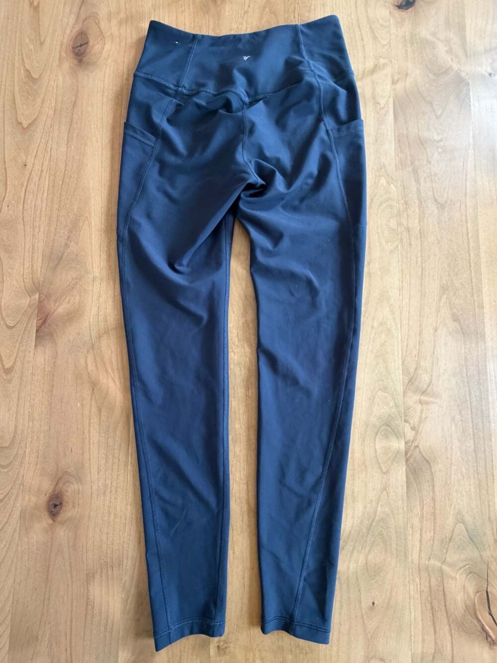 Old Navy Active Powersoft High-Rise Go-Dry Side-Pocket Leggings Med - Picture 4 of 7